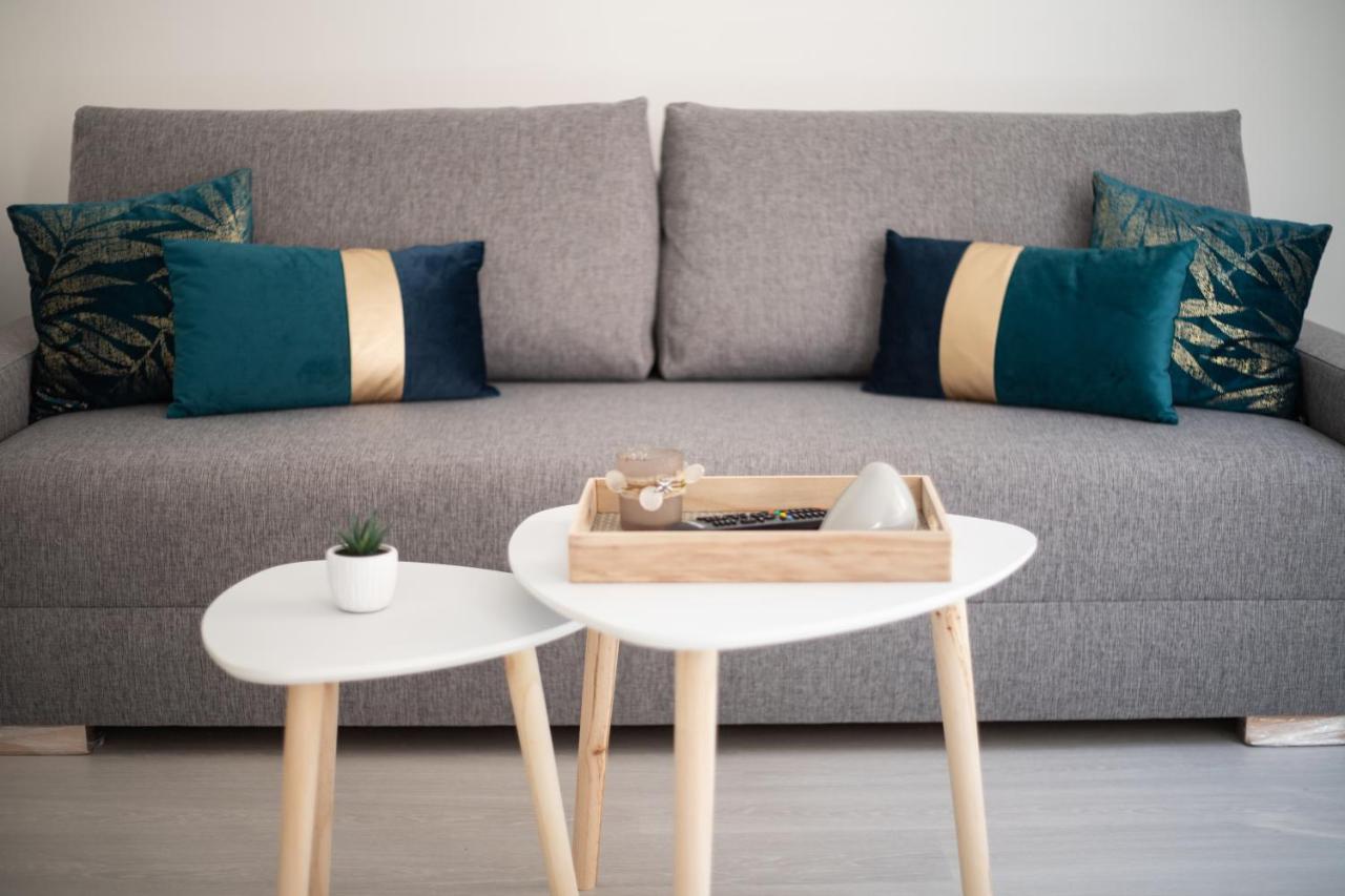 Appartement Lumineux Place De Lenche Panier Marseille